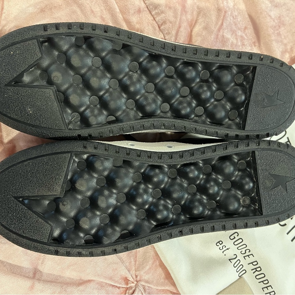 Golden Goose black leather Yeah Sneakers. - Picture 9 of 10